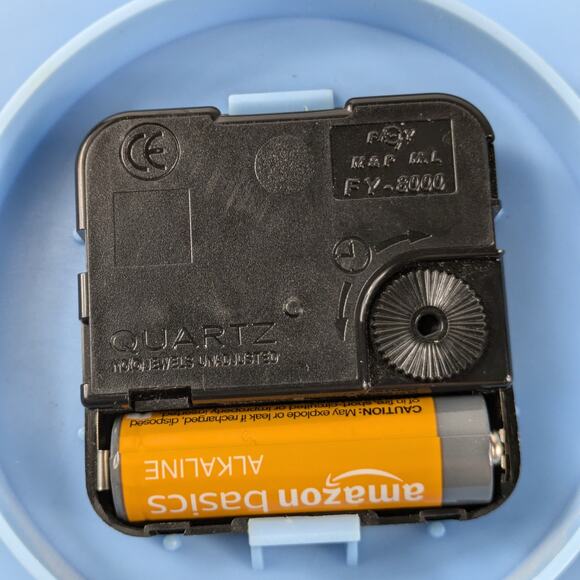 Sanrio Hello Kitty Wall Clock Working Vintage 2002 Baby Blue Angel 7.75" Heart - Picture 8 of 14